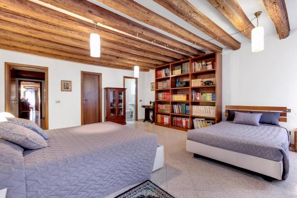 Ca Serenissima, Venice