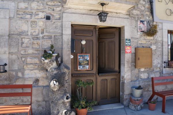 Στη φωτογραφία φαίνεται το αντικείμενο La Alpargateria που βρίσκεται στην πόλη Valmala.