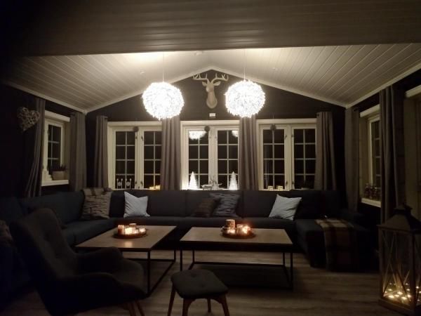 写真にはSvidalen市にあるSogndal ski- and mountain cabinが写っています。