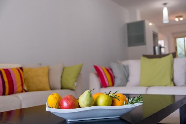 Elysia Park Modern Townhouse - Paphos