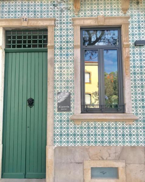 Na fotografii je vidět objekt HOSTEL ALAMEDA EXCLUSIVE HOUSE nacházející se ve městě Faro.