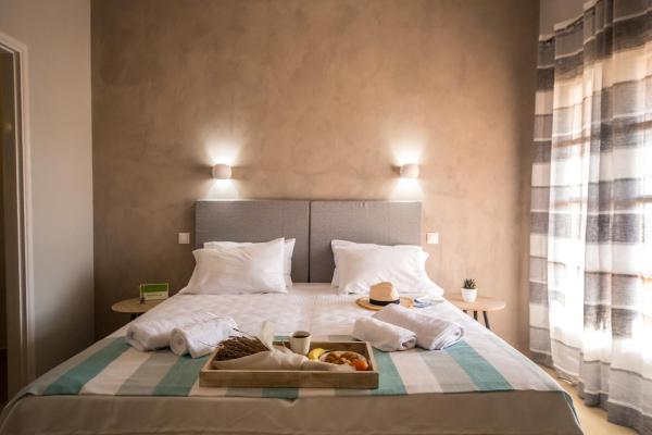 The Lake Apartments - Corfu (town)