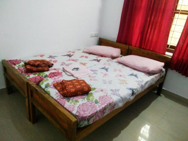 A la foto es mostra l'objecte Nunu Homestay Guruvayoor situat a la ciutat de Kadikkād.