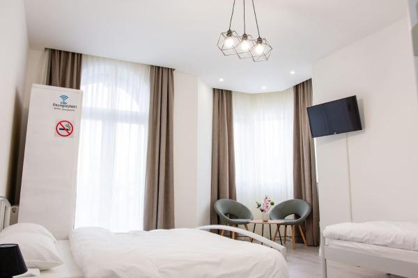 Na fotografii je vidět objekt Grande Plus Apartment Dzungla nacházející se ve městě Vrltići.