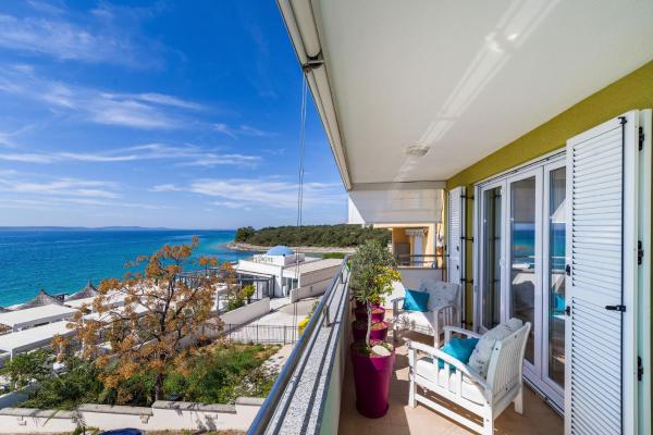 På billedet ses objektet Kožino Nicole Design Apartment beliggende i byen Kožino.