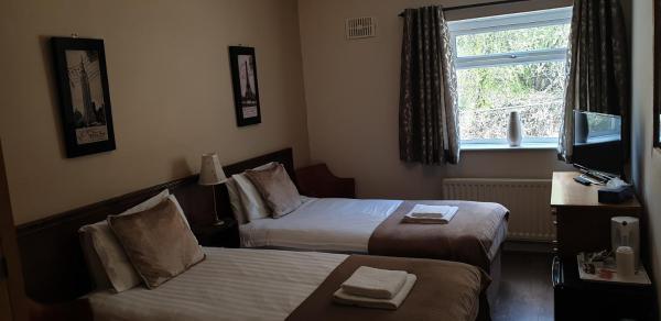 Foto 8: Fox & Hound Hotel