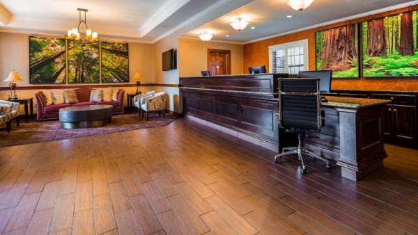 På billedet ses objektet Best Western Plus Humboldt House Inn beliggende i byen Benbow.