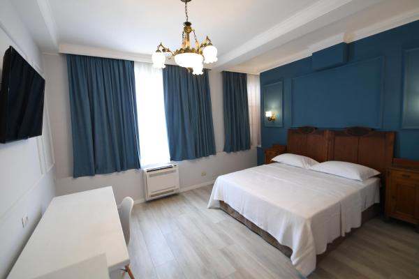A la foto es mostra l'objecte Promenade Hotel situat a la ciutat de Shkodër.