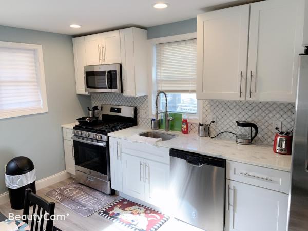 照片显示了位于Baltimore市的Nice bedroom next fells point物件。
