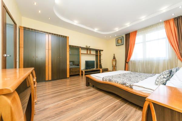 Foto 3: 3 комнатные апартаменты в центре Печерска