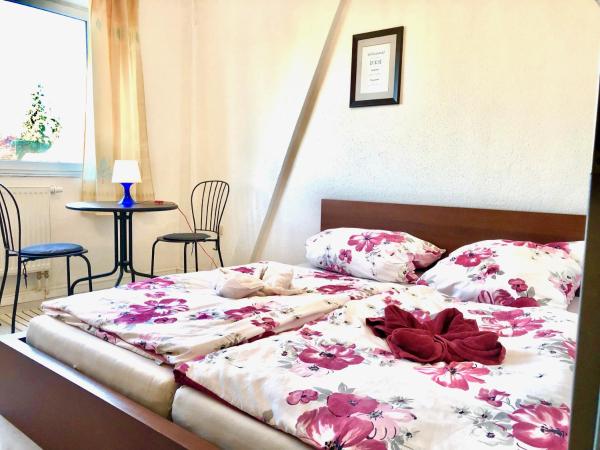 A la foto es mostra l'objecte #WORLD Monteurzimmer situat a la ciutat de Freiroda.