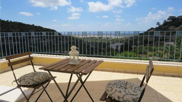 Auf dem Foto ist das Objekt ARTSEA Studio Apartment with sea view in der Stadt Kibbuz Beit Oren zu sehen.