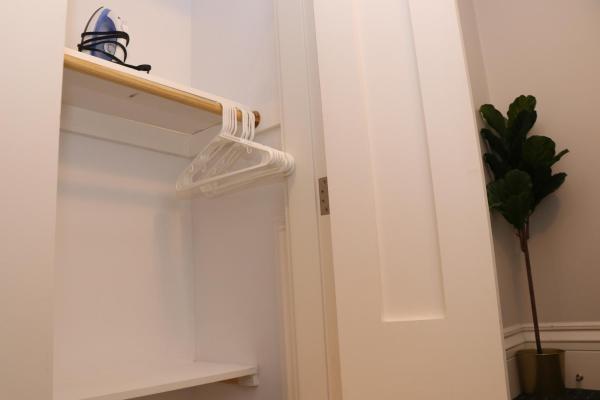 Foto 8: Charming & Stylish Studio on Beacon Hill #3