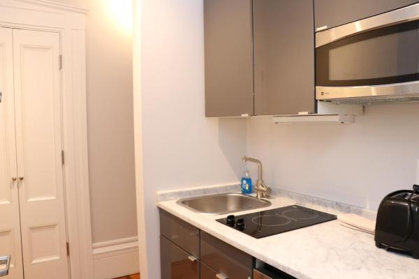 Bilde 7: Charming & Stylish Studio on Beacon Hill #11