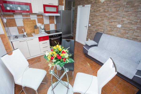 På billedet ses objektet Apartmani Maras beliggende i byen Split.