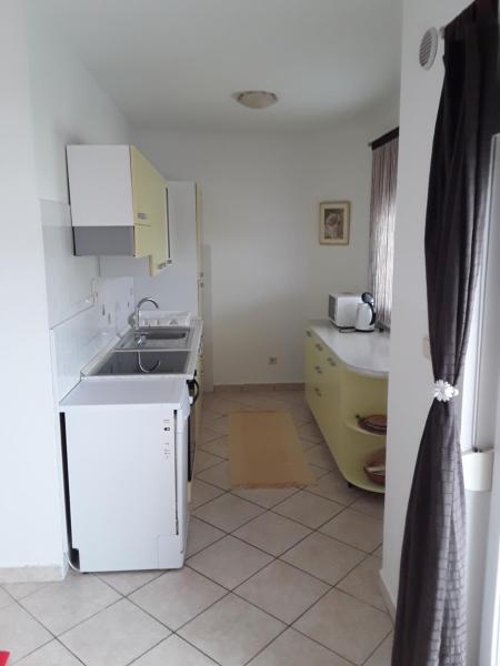 A la foto es mostra l'objecte Apartmani Mimi Vir situat a la ciutat de Vir.