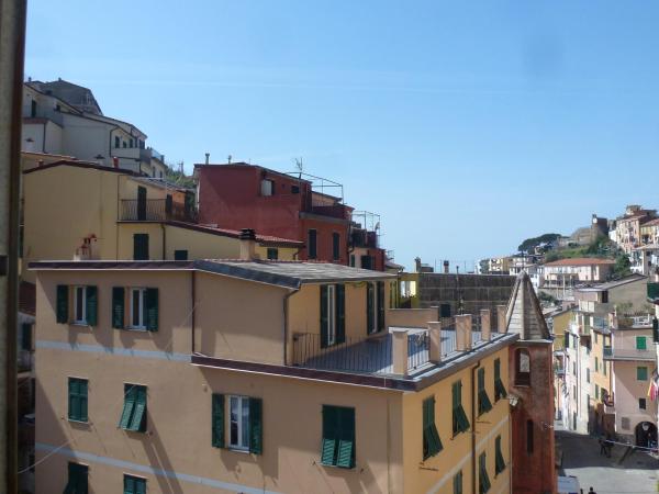 A la foto es mostra l'objecte Riomaggiore Attico situat a la ciutat de Riomaggiore.