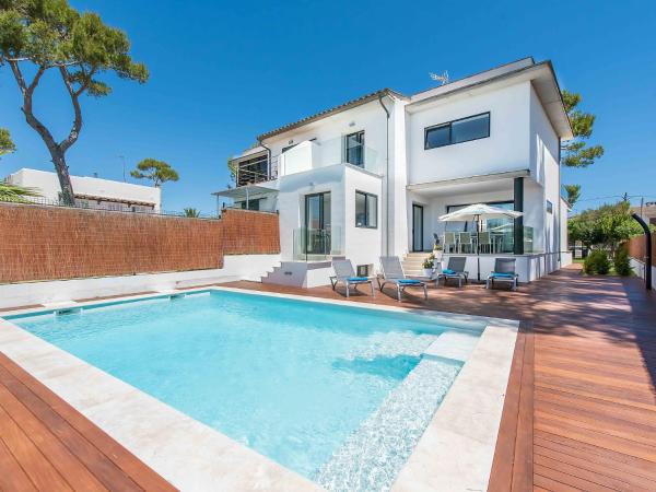 En la foto se muestra el objeto Holiday Home Marianne by Interhome ubicado en la ciudad de Can Picafort.
