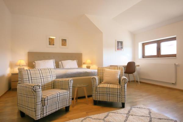 Prague Expat House - Prag