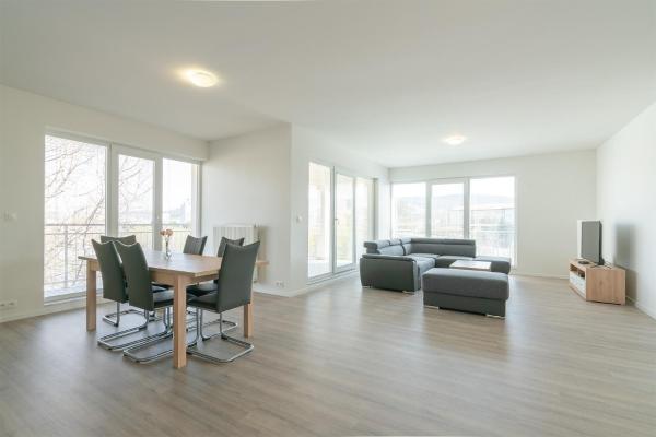Apartmány Noviny, Trenczyn