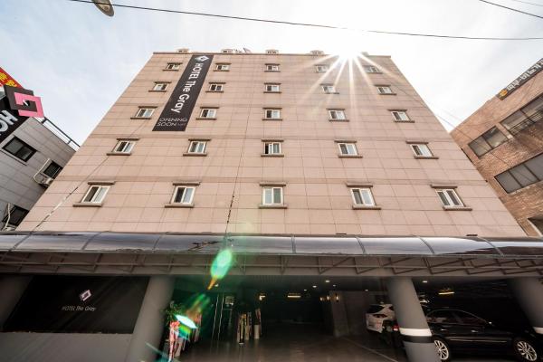 THE GRAY HOTEL, Soul