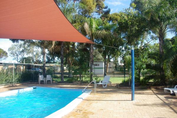 A la foto es mostra l'objecte Big4 Acclaim Prospector Holiday Park situat a la ciutat de Coolgardie.
