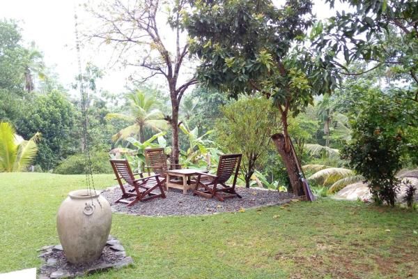 Chirping Birds House - Hikkaduwa