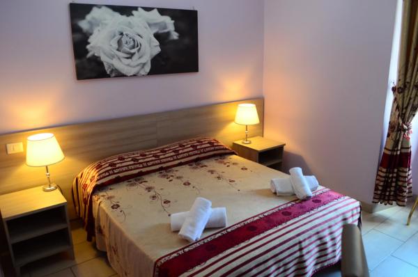 Στη φωτογραφία φαίνεται το αντικείμενο B&B Roma Castle Termini που βρίσκεται στην πόλη Ρώμη.