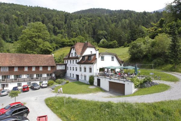 På billedet ses objektet Gasthof Bad Sonnenberg beliggende i byen Thüringen.