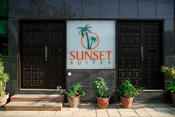 Sunset Suites, Karaczi