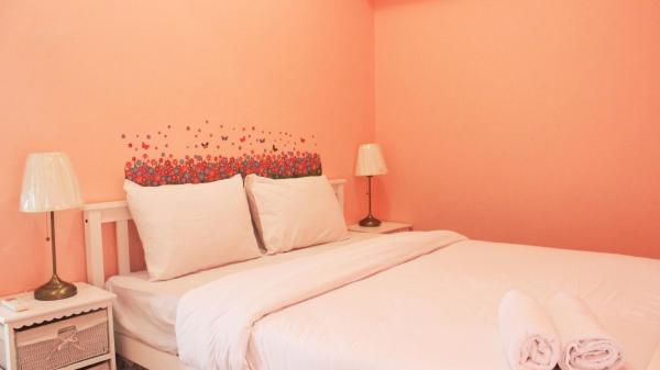 写真にはBojongloa市にあるModern 2BR Apartment at Newton Residence Bandung By Travelioが写っています。