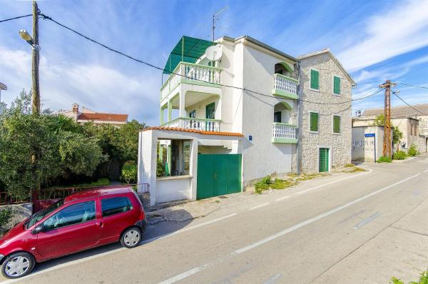 A la foto es mostra l'objecte Apartments Nada situat a la ciutat de Vodice.