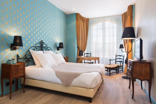 A la foto es mostra l'objecte Hotel Le Grimaldi by Happyculture situat a la ciutat de Niça.