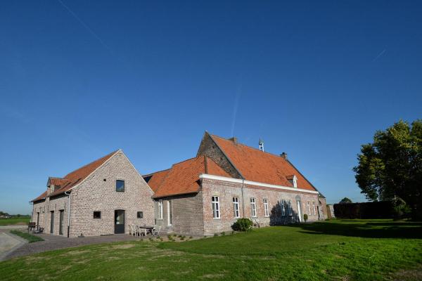 Kuvassa näkyy kohde Hoeve Ten Rooden Duifhuize, joka sijaitsee kaupungissa Escanaffles.