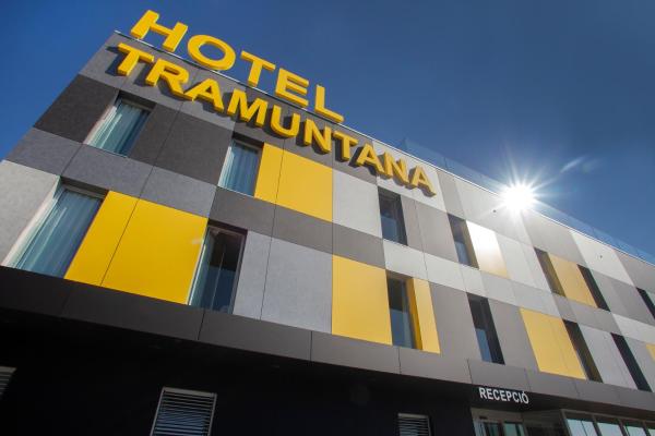 Na zdjęciu widoczny jest obiekt Tramuntana położony w mieście Agullana.