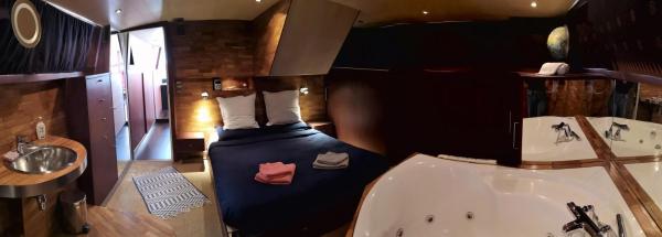 Le Bateau Ivre, Bordeaux