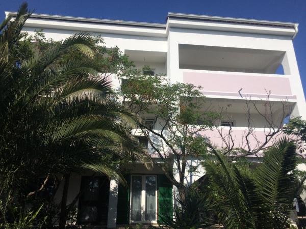 Apartments Miamaja 2 - Novalja