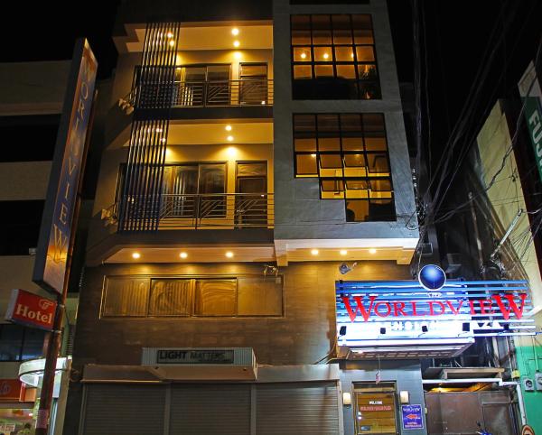 A la foto es mostra l'objecte World View Pension House situat a la ciutat de Dumaguete.
