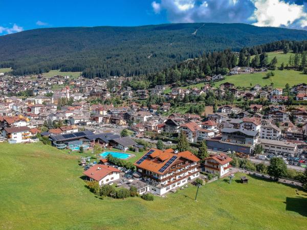 Hotel Hell - Val Gardena