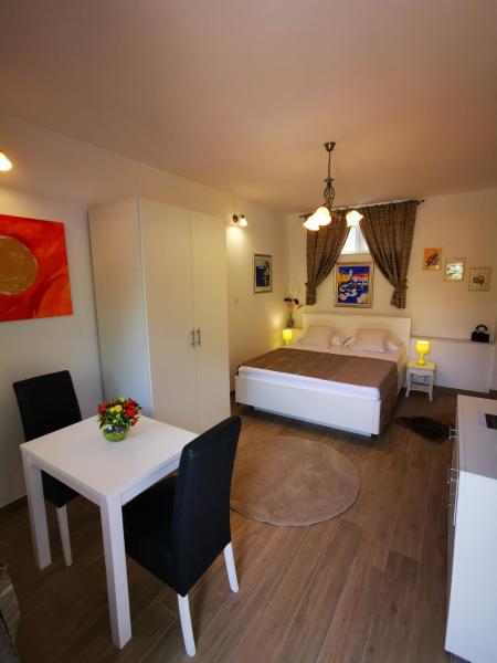 Studio Marin, Dubrovník
