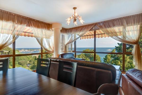 Na fotografii je vidět objekt DreamBG Apartments near Old Town Nessebar nacházející se ve městě Nesebar.