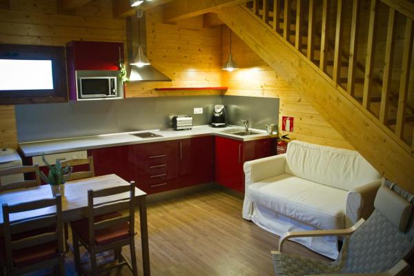 A la foto es mostra l'objecte Apartamentos el Bosquet situat a la ciutat de Valldoreix.