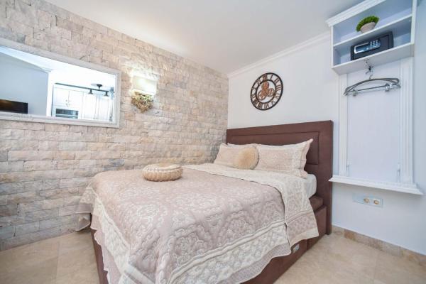 Old Town Skyline Apartment 3 - Budva