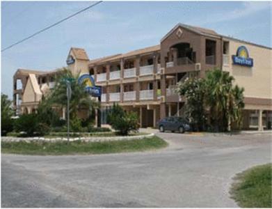 La photo montre l'objet Days Inn by Wyndham Corpus Christi Beach situé dans la ville de Taft.
