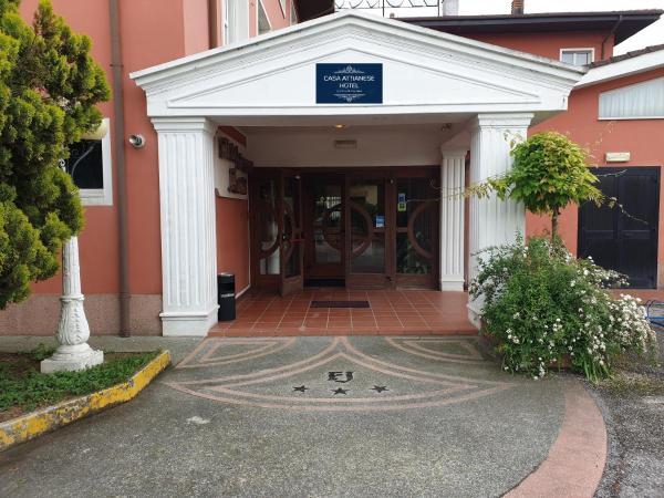 På billedet ses objektet Hotel Villa Strassoldo