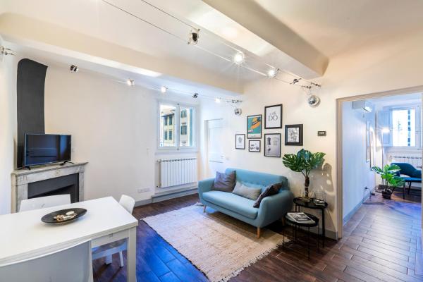 Historic Center apartment - Next to the river, all attractions - By LikeHomeFlorence, Флоренция