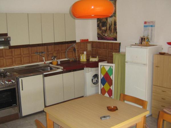 Nella foto è visibile l'oggetto casa comoda a due passi dal mare situato nella città di Il Monte.