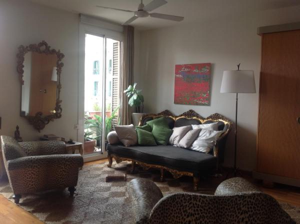 Spacious & Comfortable flat in centric Eixample photo 5