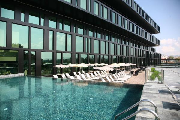 照片显示了位于Viana do Castelo市的Axis Viana Business & SPA Hotel物件。
