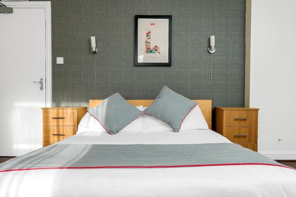 A la foto es mostra l'objecte Flexistay Tulsi Aparthotel situat a la ciutat de Croydon.